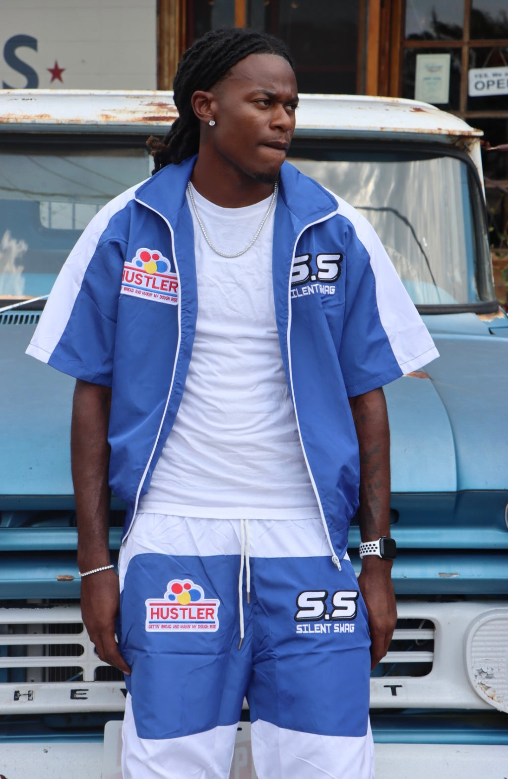 Silent Swag x Hustler Blue/White Track Set – car shot
